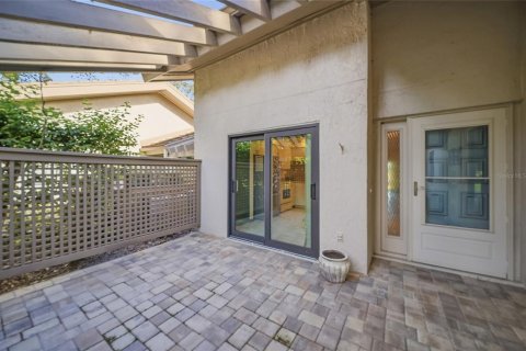 Condo in Sarasota, Florida, 2 bedrooms  № 2385782 - photo 27