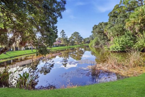Condo in Sarasota, Florida, 2 bedrooms  № 2385782 - photo 2