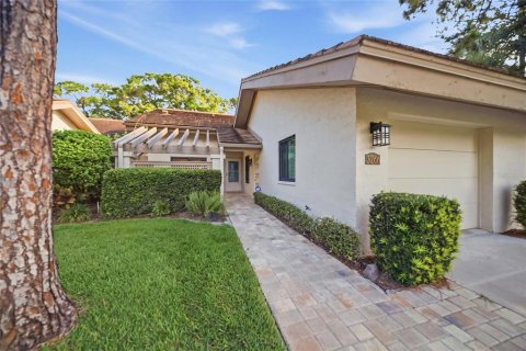 Condo in Sarasota, Florida, 2 bedrooms  № 2385782