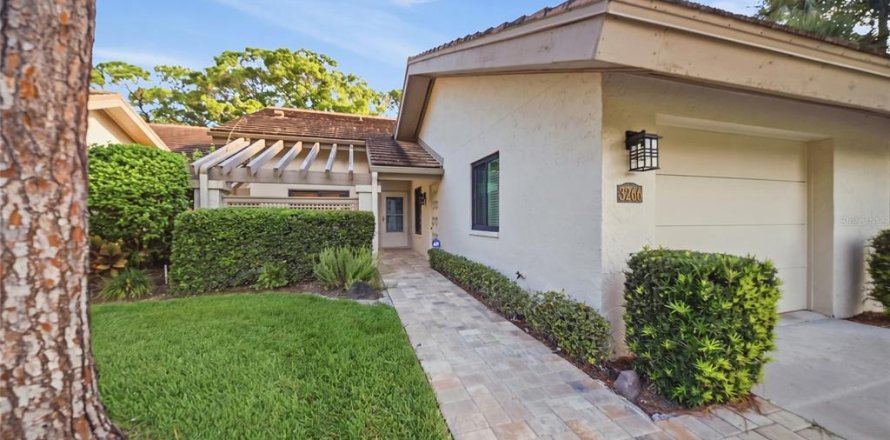Condo in Sarasota, Florida, 2 bedrooms  № 2385782