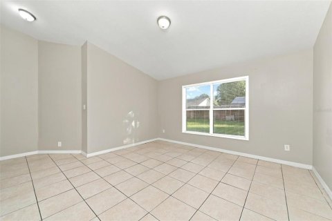 Villa ou maison à louer à Clermont, Floride: 4 chambres, 188.96 m2 № 2433282 - photo 6