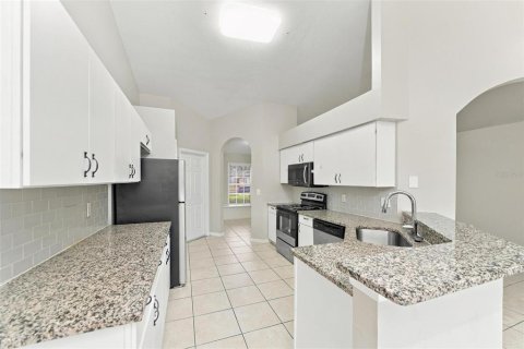 Villa ou maison à louer à Clermont, Floride: 4 chambres, 188.96 m2 № 2433282 - photo 5