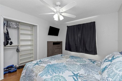 Casa en venta en Pinellas Park, Florida, 4 dormitorios, 223.34 m2 № 1837696 - foto 28