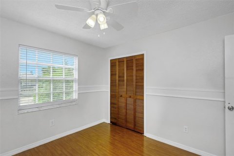Casa en venta en Pinellas Park, Florida, 4 dormitorios, 223.34 m2 № 1837696 - foto 26