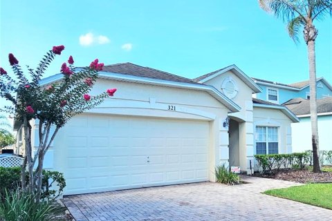House in Davenport, Florida 4 bedrooms, 174.28 sq.m. № 2094793