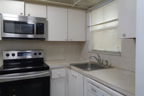Copropriété à vendre à Sunrise, Floride: 2 chambres, 78.97 m2 № 2084572 - photo 4