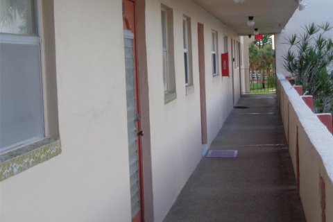 Copropriété à vendre à Sunrise, Floride: 2 chambres, 78.97 m2 № 2084572 - photo 2