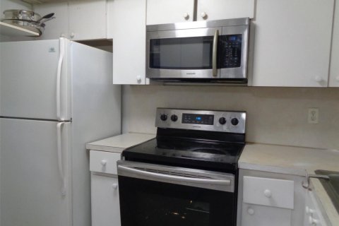 Copropriété à vendre à Sunrise, Floride: 2 chambres, 78.97 m2 № 2084572 - photo 24