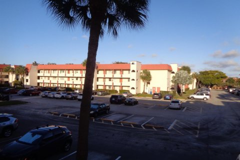 Copropriété à vendre à Sunrise, Floride: 2 chambres, 78.97 m2 № 2084572 - photo 28