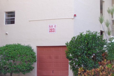 Copropriété à vendre à Sunrise, Floride: 2 chambres, 78.97 m2 № 2084572 - photo 9