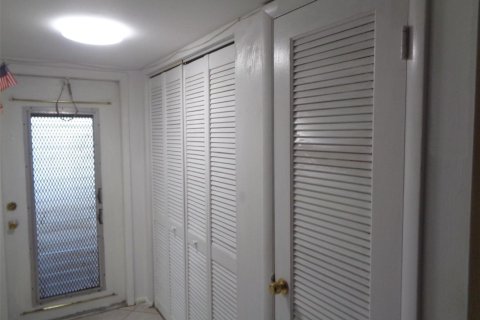 Copropriété à vendre à Sunrise, Floride: 2 chambres, 78.97 m2 № 2084572 - photo 3