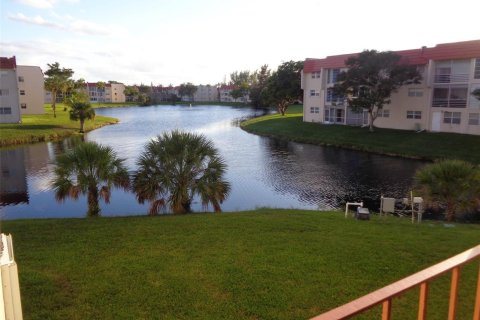 Copropriété à vendre à Sunrise, Floride: 2 chambres, 78.97 m2 № 2084572 - photo 20