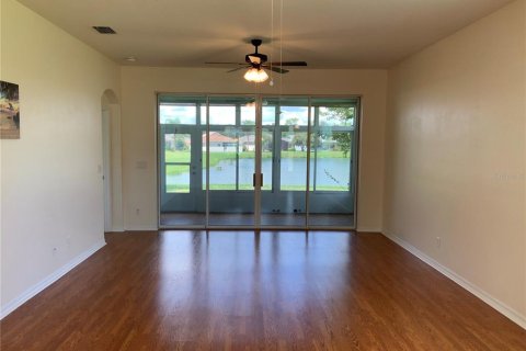 House in Leesburg, Florida 3 bedrooms, 137.22 sq.m. № 1846545 - photo 14
