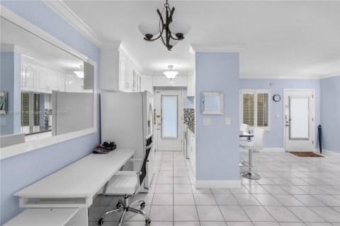 Copropriété à vendre à Miami Beach, Floride: 1 chambre, 65.03 m2 № 2047088 - photo 14
