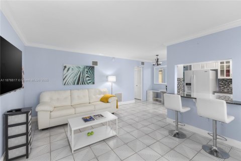 Copropriété à vendre à Miami Beach, Floride: 1 chambre, 65.03 m2 № 2047088 - photo 10