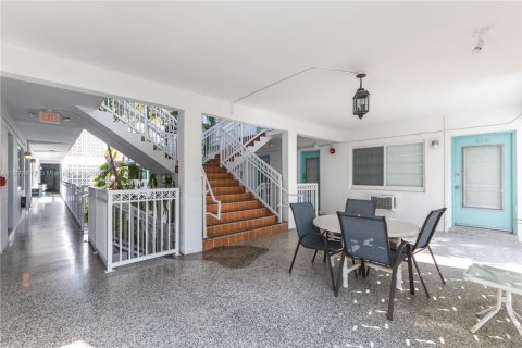 Copropriété à vendre à Miami Beach, Floride: 1 chambre, 65.03 m2 № 2047088 - photo 16