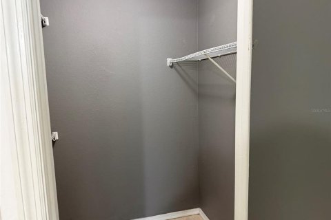 Appartement à louer à Orlando, Floride: 2 chambres, 86.77 m2 № 2294575 - photo 8