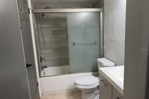Appartement à louer à Orlando, Floride: 2 chambres, 86.77 m2 № 2294575 - photo 5