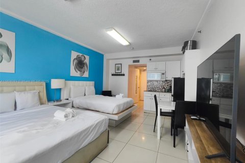 Copropriété à louer à Miami Beach, Floride: 30.66 m2 № 1799389 - photo 13