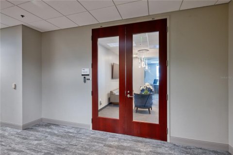 Propiedad comercial en alquiler en Orlando, Florida, 44887.77 m2 № 1868921 - foto 4