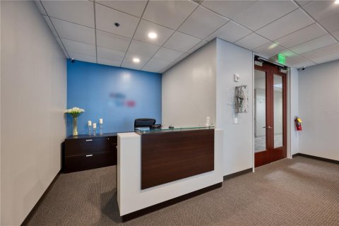 Propiedad comercial en alquiler en Orlando, Florida, 44887.77 m2 № 1868921 - foto 6