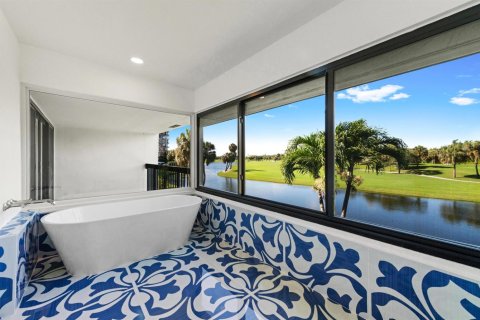 Townhouse in West Palm Beach, Florida 3 bedrooms, 252.6 sq.m. № 2281440 - photo 30