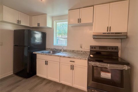 Casa en venta en Apopka, Florida, 3 dormitorios, 104.52 m2 № 2236907 - foto 13