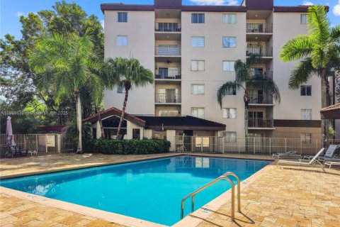 Copropriété à louer à Miami, Floride: 2 chambres, 81.48 m2 № 1924374 - photo 25
