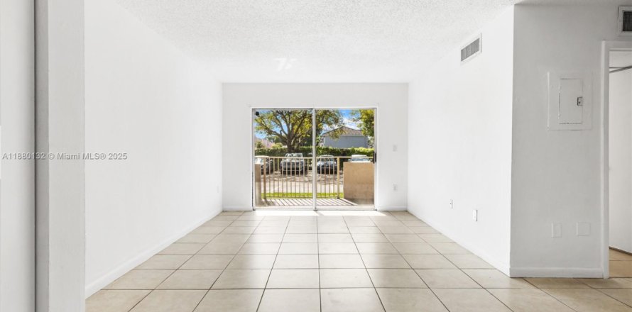 Condo à Miami, Floride, 2 chambres  № 1924374