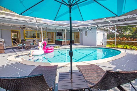 Купить виллу или дом в Холливуд, Флорида 3 спальни, 146.79м2, № 1988088 - фото 26