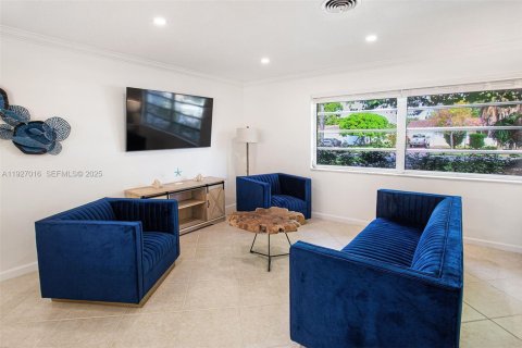 Купить виллу или дом в Холливуд, Флорида 3 спальни, 146.79м2, № 1988088 - фото 7