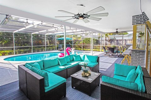 Купить виллу или дом в Холливуд, Флорида 3 спальни, 146.79м2, № 1988088 - фото 28