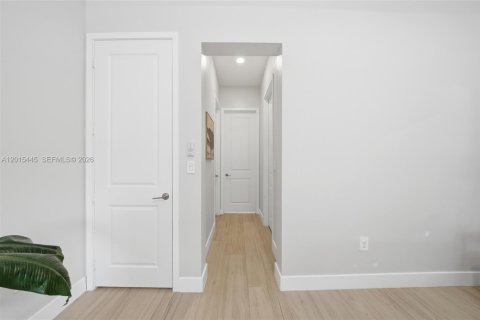 Casa en venta en Miramar, Florida, 4 dormitorios, 211.26 m2 № 2077549 - foto 25