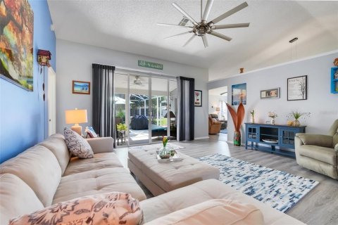 Casa en venta en Leesburg, Florida, 2 dormitorios, 171.03 m2 № 2419778 - foto 7