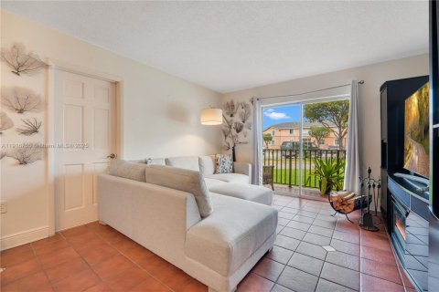 Купить кондоминиум в Майами, Флорида 3 спальни, 95.13м2, № 1972151 - фото 6