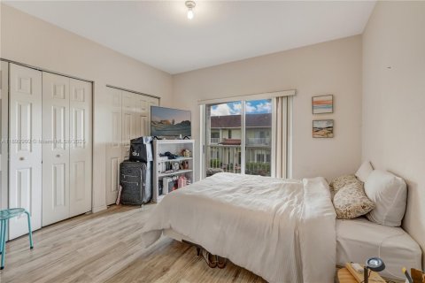 Townhouse in Homestead, Florida 2 bedrooms, 132.94 sq.m. № 1946770 - photo 29