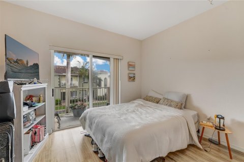 Townhouse in Homestead, Florida 2 bedrooms, 132.94 sq.m. № 1946770 - photo 30