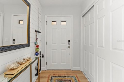 Condo in Crystal River, Florida, 2 bedrooms  № 1636791 - photo 11