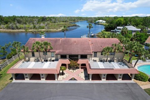 Condo in Crystal River, Florida, 2 bedrooms  № 1636791 - photo 2