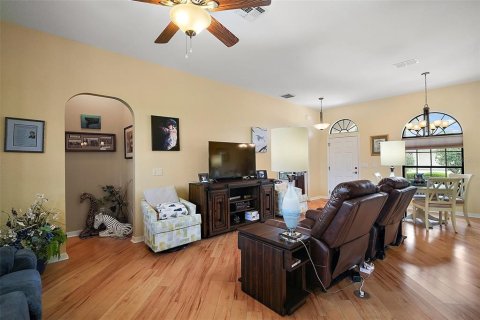 Casa en venta en Summerfield, Florida, 3 dormitorios, 193.89 m2 № 1795567 - foto 6
