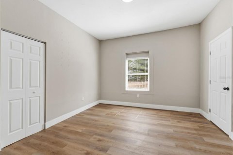 Villa ou maison à vendre à Tampa, Floride: 5 chambres, 150.5 m2 № 2415363 - photo 18