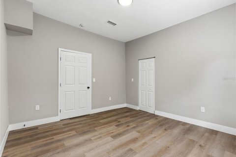 Villa ou maison à vendre à Tampa, Floride: 5 chambres, 150.5 m2 № 2415363 - photo 20