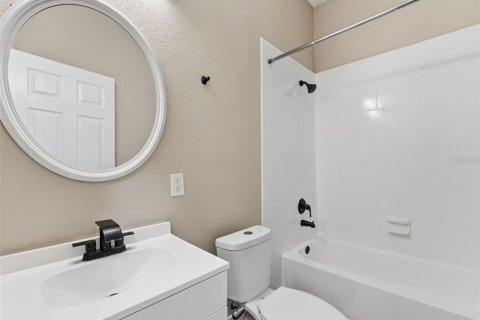 Villa ou maison à vendre à Tampa, Floride: 5 chambres, 150.5 m2 № 2415363 - photo 10