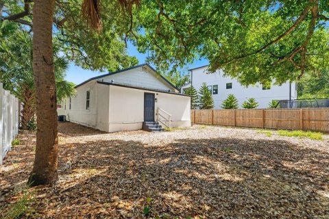 Villa ou maison à vendre à Tampa, Floride: 5 chambres, 150.5 m2 № 2415363 - photo 25