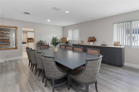 Casa en venta en Hollywood, Florida, 3 dormitorios, 209.03 m2 № 2074634 - foto 6