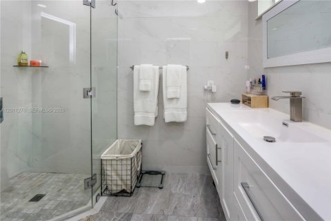 Casa en venta en Hollywood, Florida, 3 dormitorios, 209.03 m2 № 2074634 - foto 23