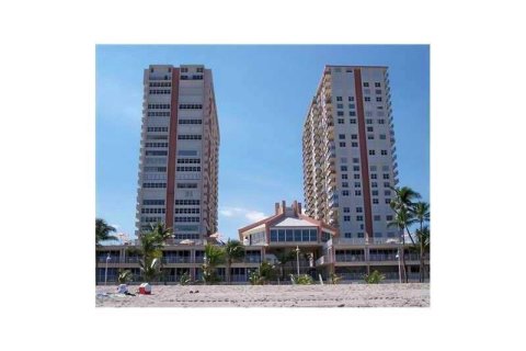 Condo in Pompano Beach, Florida, 1 bedroom  № 2183267