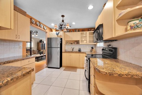 Casa en venta en Coral Gables, Florida, 3 dormitorios, 152.73 m2 № 1945433 - foto 15