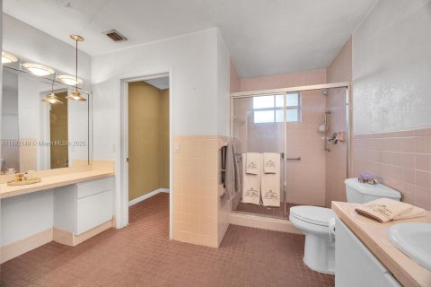 Casa en venta en Coral Gables, Florida, 3 dormitorios, 152.73 m2 № 1945433 - foto 27