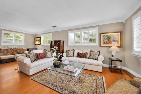 Casa en venta en Coral Gables, Florida, 3 dormitorios, 152.73 m2 № 1945433 - foto 4